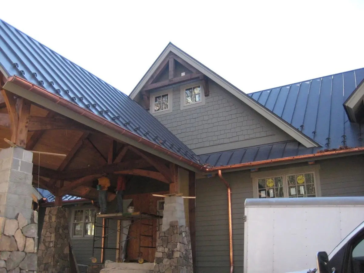 Craftsman Roofing team delivering quality roofing work in Hinesville